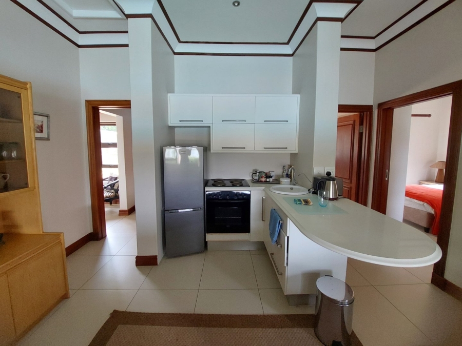 6 Bedroom Property for Sale in Birdwood Estate North West